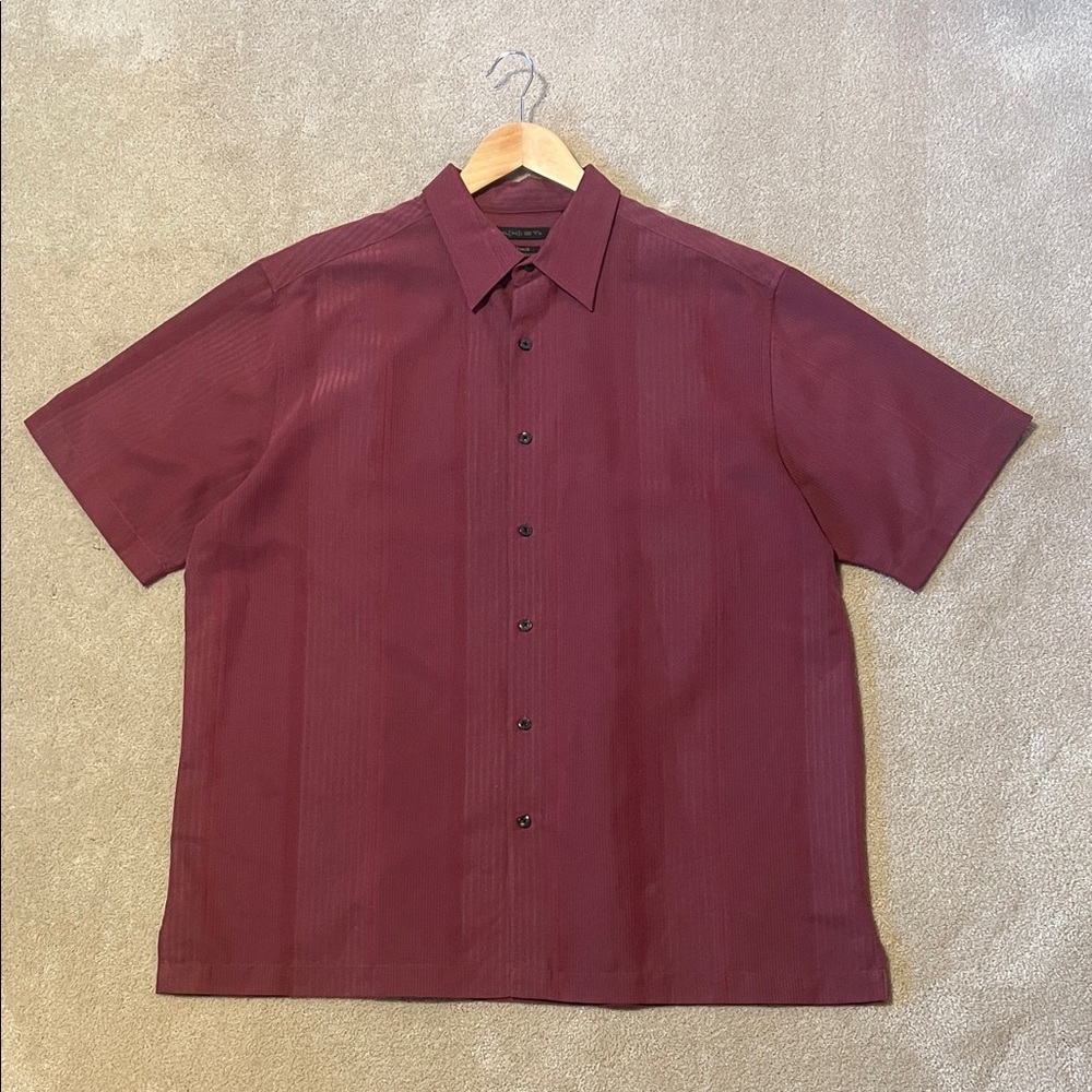 Axist Men's Burgundy Casual Button Down Shirt!